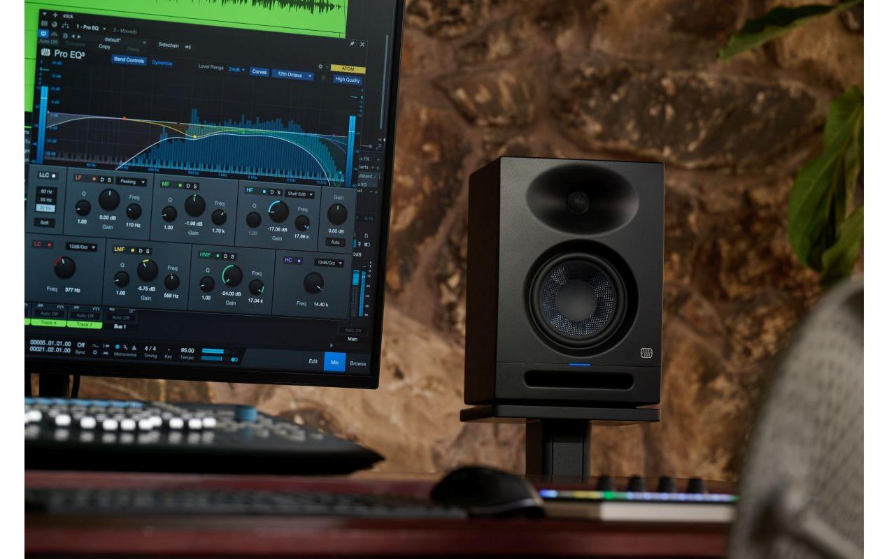 Studiomonitor Eris Studio 5 Schwarz<br>Aktive 5.25-Zoll 2-Wege-Studiomonitore mit EBM Wave Guide