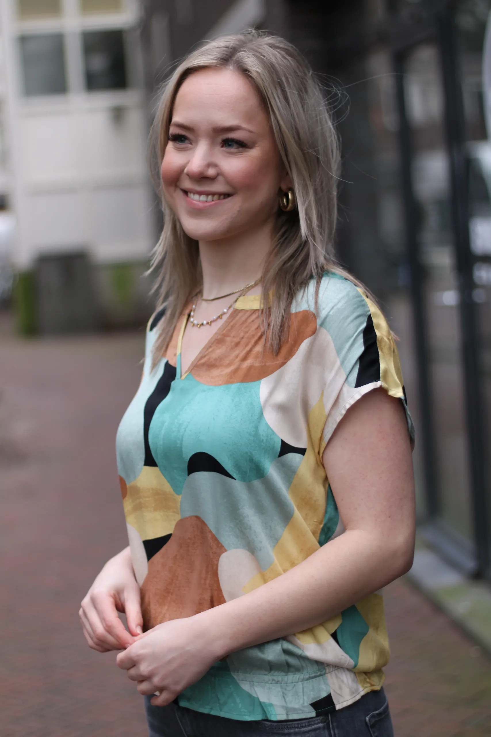 Culture - Dana Capsleeve Blouse - Green Milieu Art