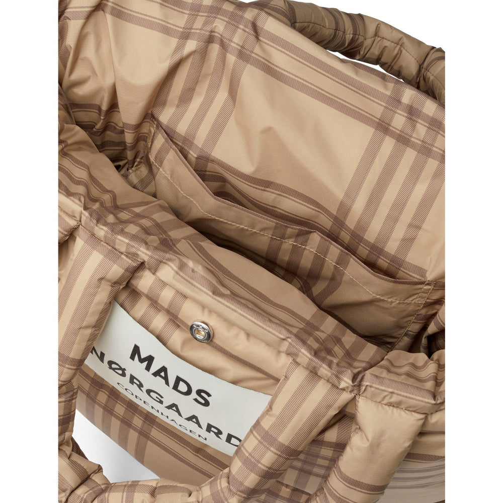 Køb Mads Nørgaard Cornstalk/Cocoa Brown Light Ripstop Pude Aop Taske