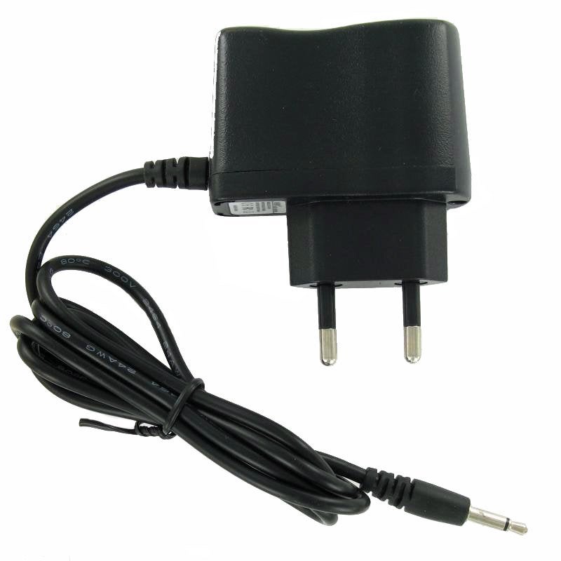 Lader geschikt voor Gardena Accu3, Accu4, ST450, V12, Accu6, 14,5 Volt 140mA. Let op de stekker.