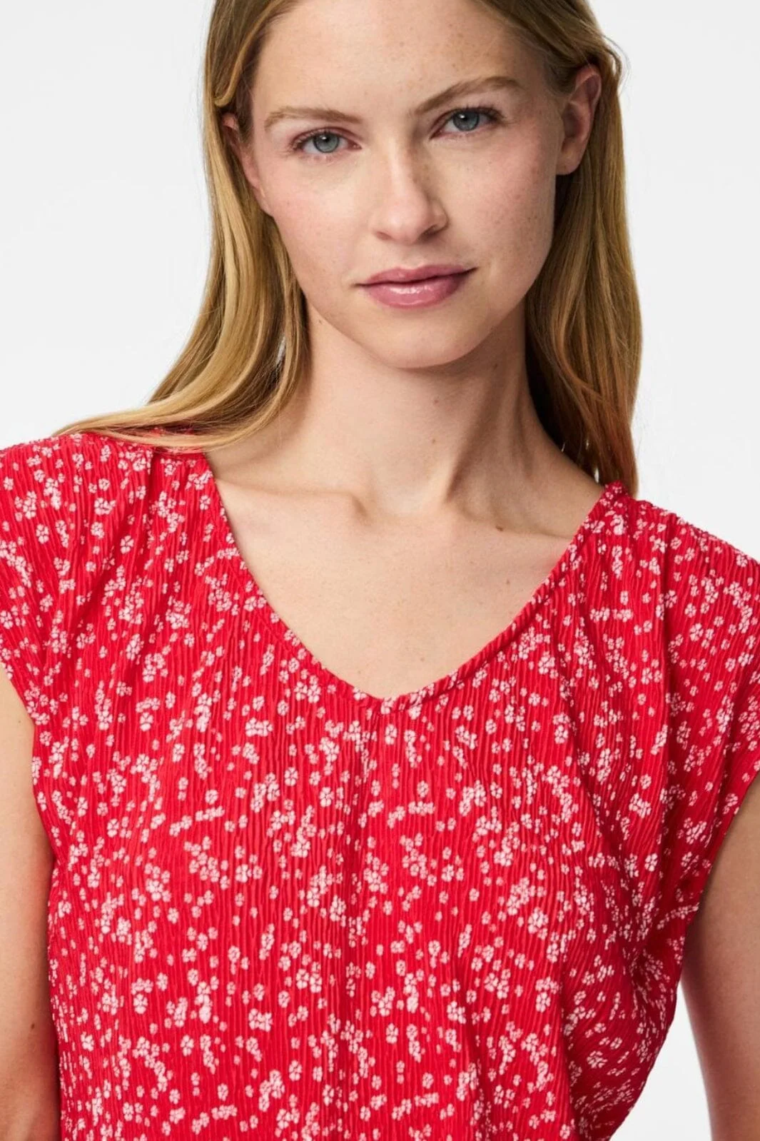 Pieces Pcflora Ss V-Neck Top