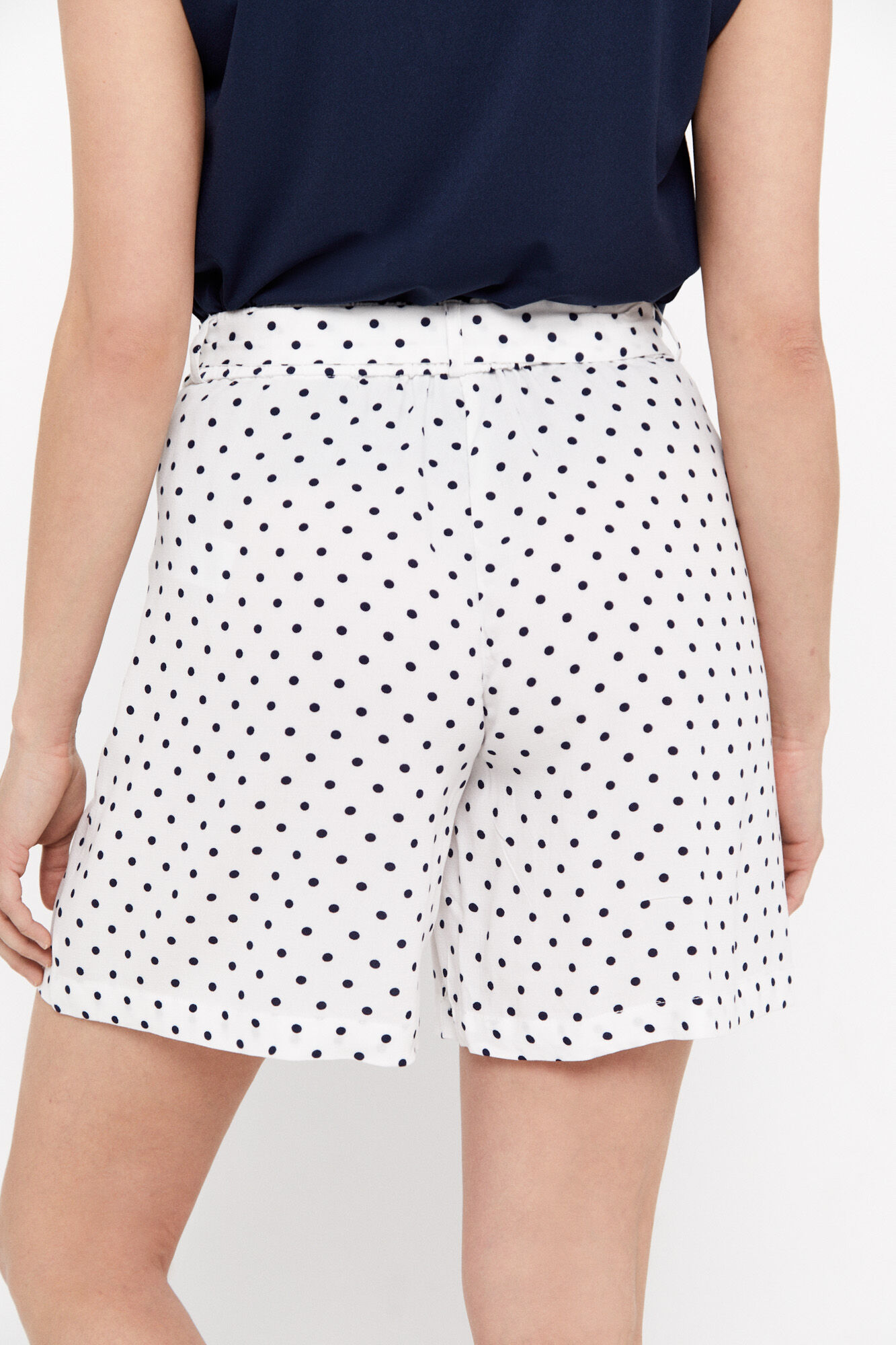 Bermuda fluida estampada - Estampa branca