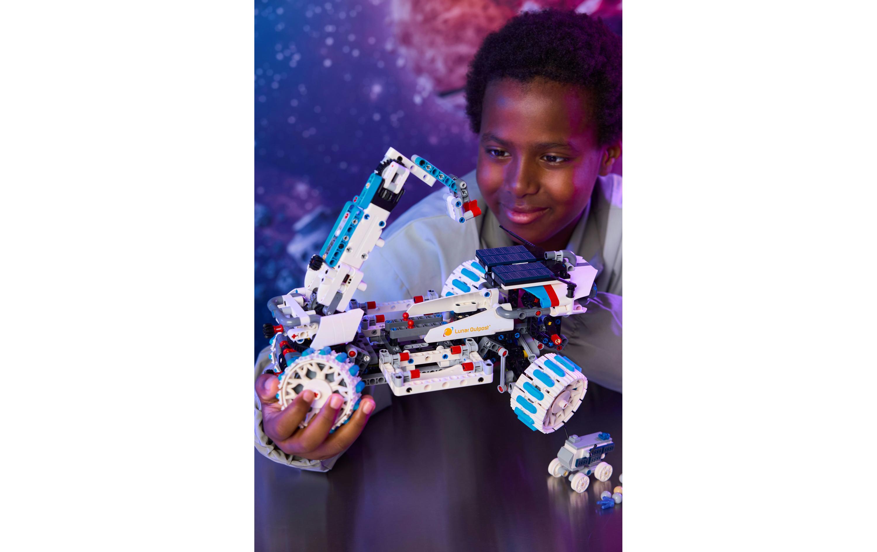 Technic Lunar Outpost Mondrover-Raumfahrzeug 42211Lehrreiches Set für Weltraumfans