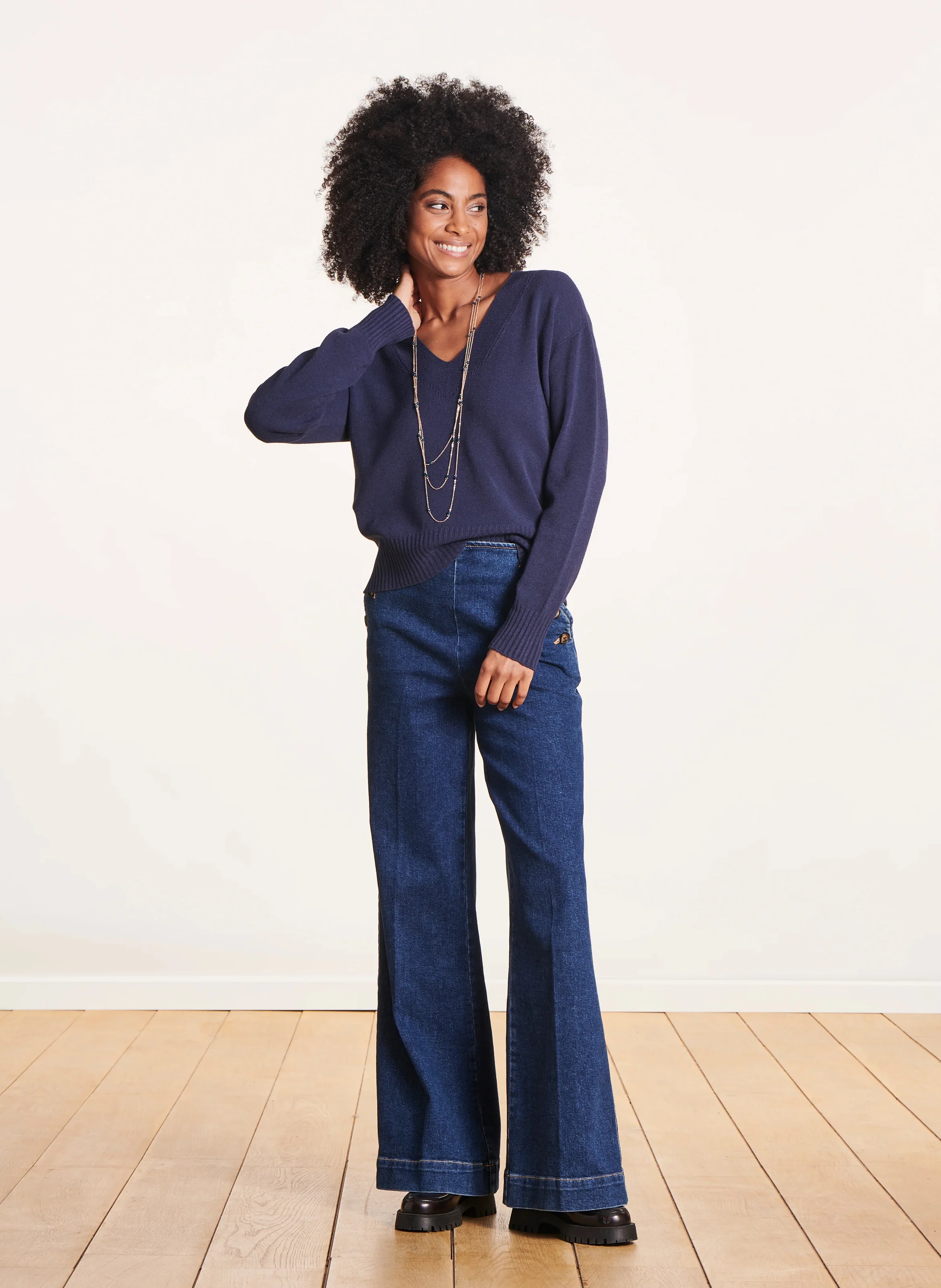 Pull ample col V en maille mélangée | Bleu