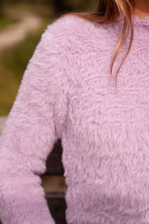 Lila fluffy trui