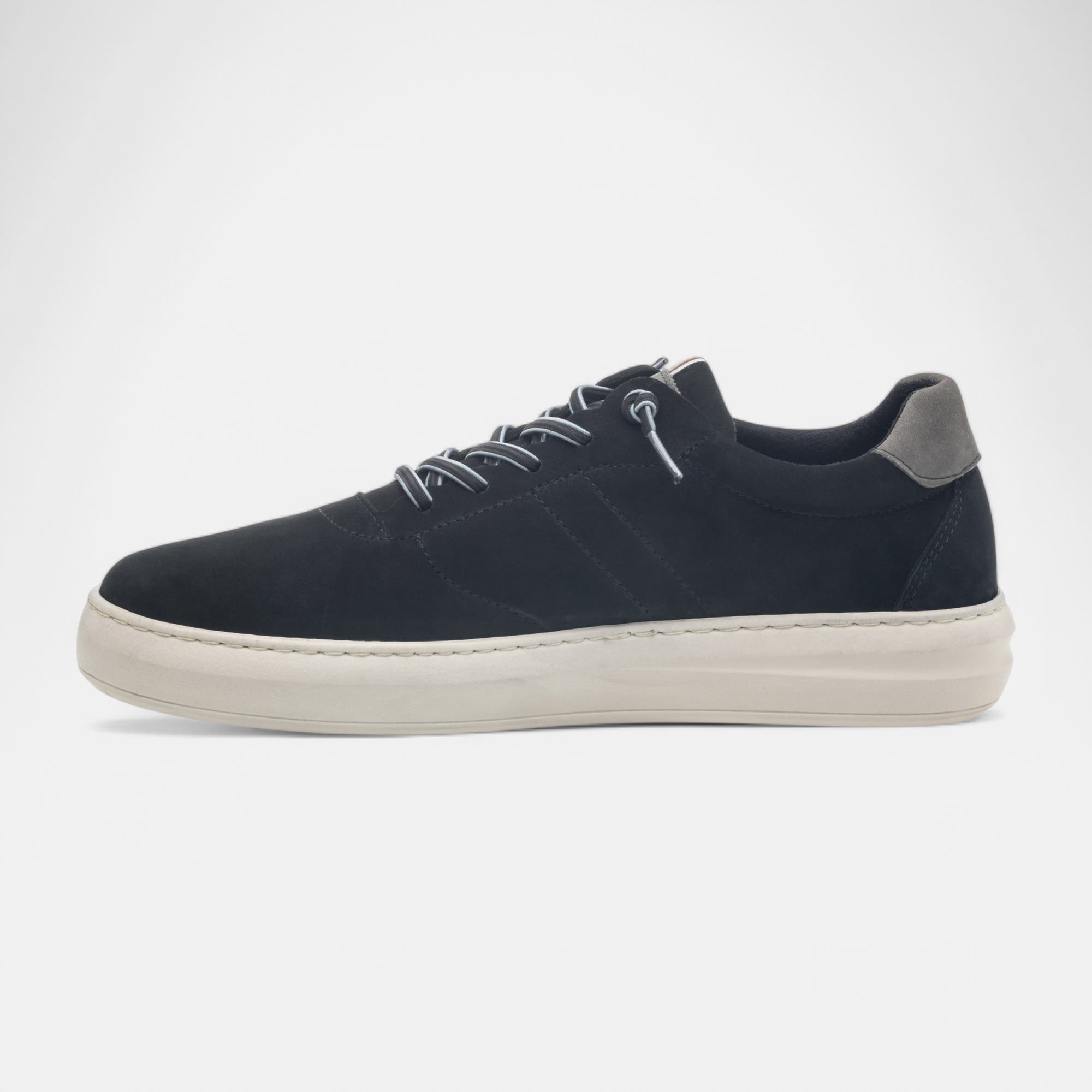 Baskets basses Homme en cuir noir