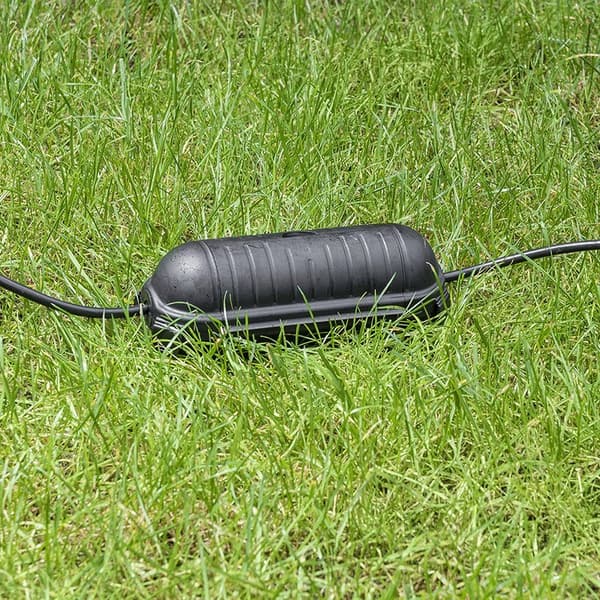 Safeboks for Schuko plugg og kobling svart
