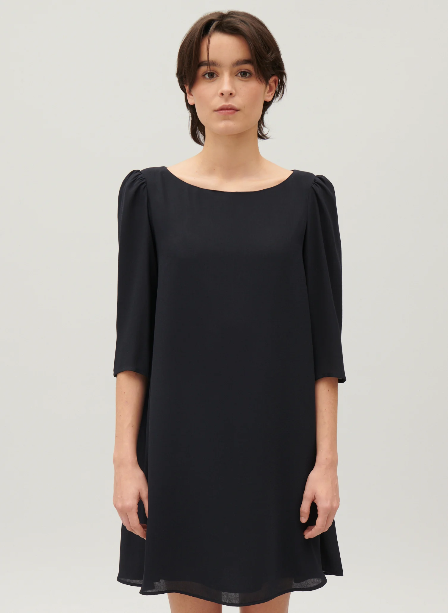 Robe courte à col rond | Bleu
