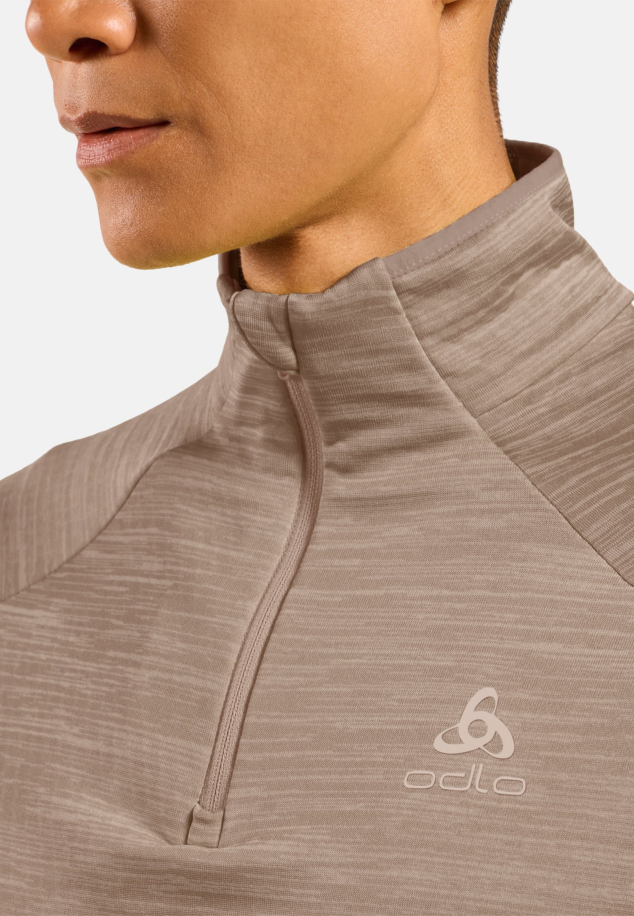 Herren Run Easy Mid Layer Oberteil in cinder melange