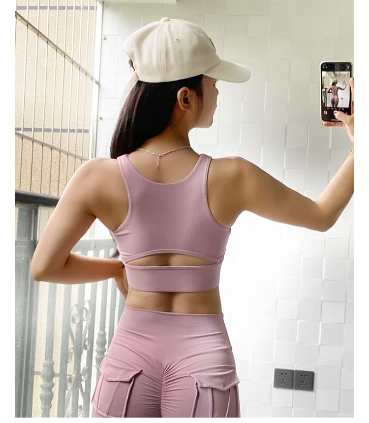Engiko - Cutout Plain Sportbeha