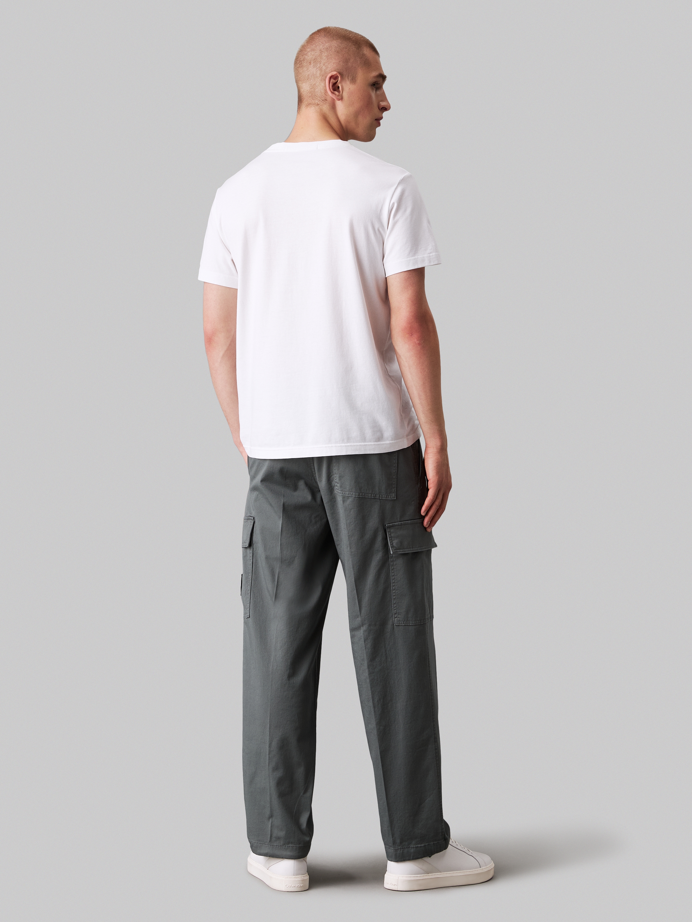 Calvin Klein Jeans Cargohose »REGULAR STRAIGHT CARGO«  mit Logopatch