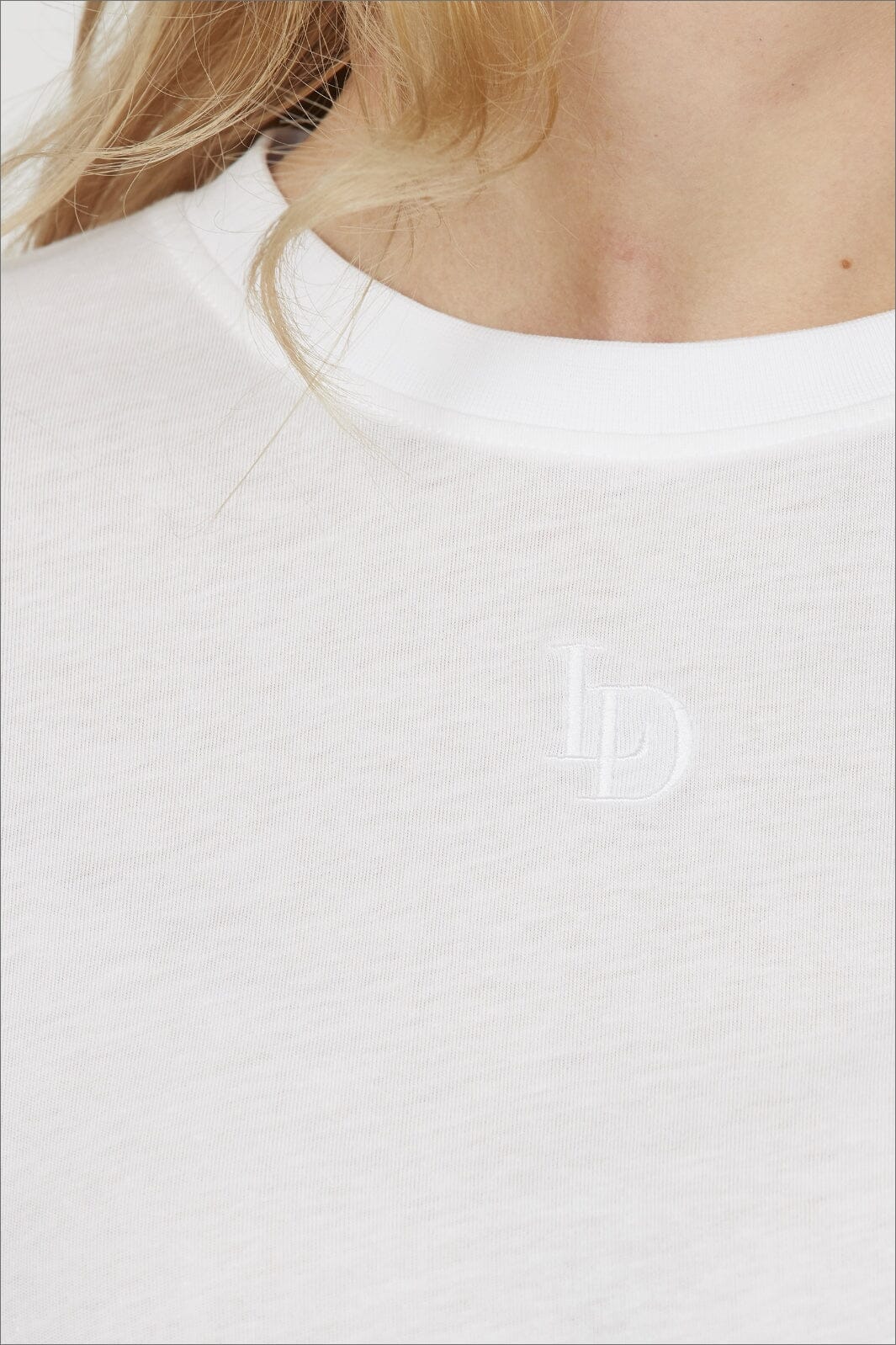 Love & Divine Love1229 18051 00 white