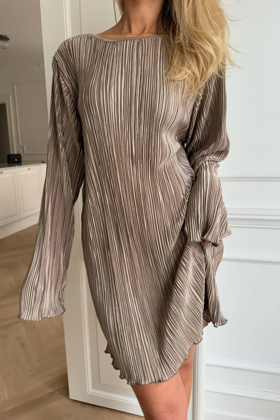 BYIC Kellyic Plissé Dress lb light brown