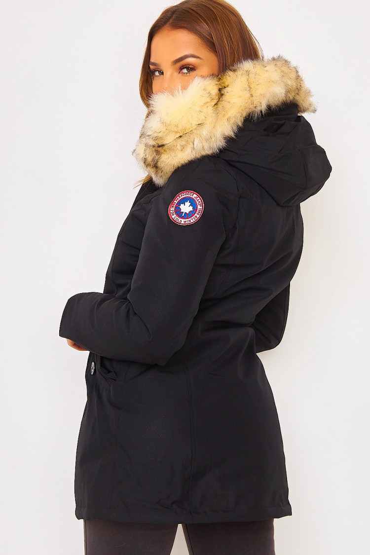 Parka noire mi-longue à capuche fourrure beige