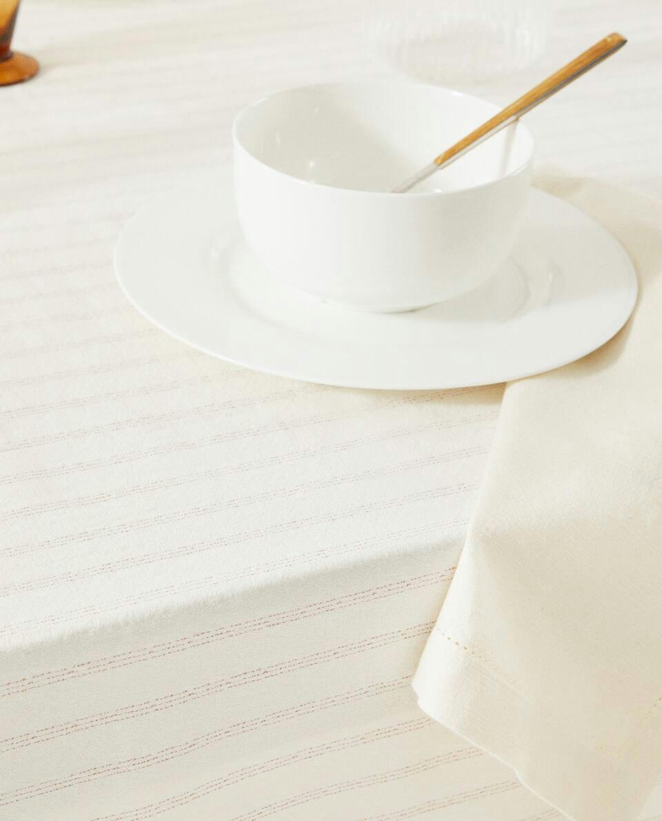 TOALHA DE MESA DE ALGODÃO LISTRADA