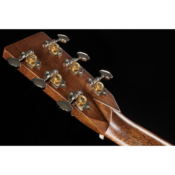 Martin Guitar HD-28 Lefthand