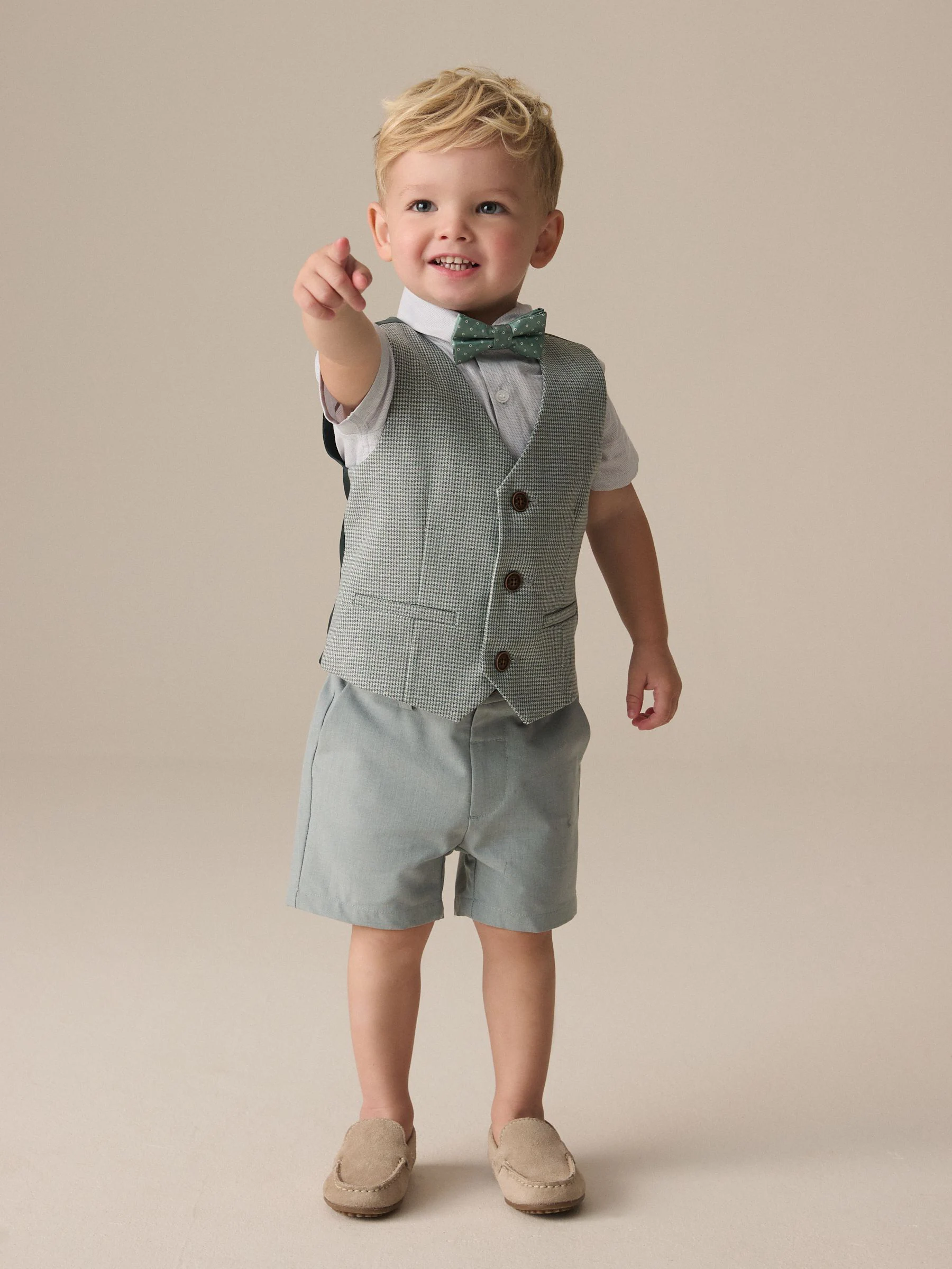 Sage Green Puppytooth - Set met gilet, overhemd, shorts en vlinderdas (3mnd -9jr)