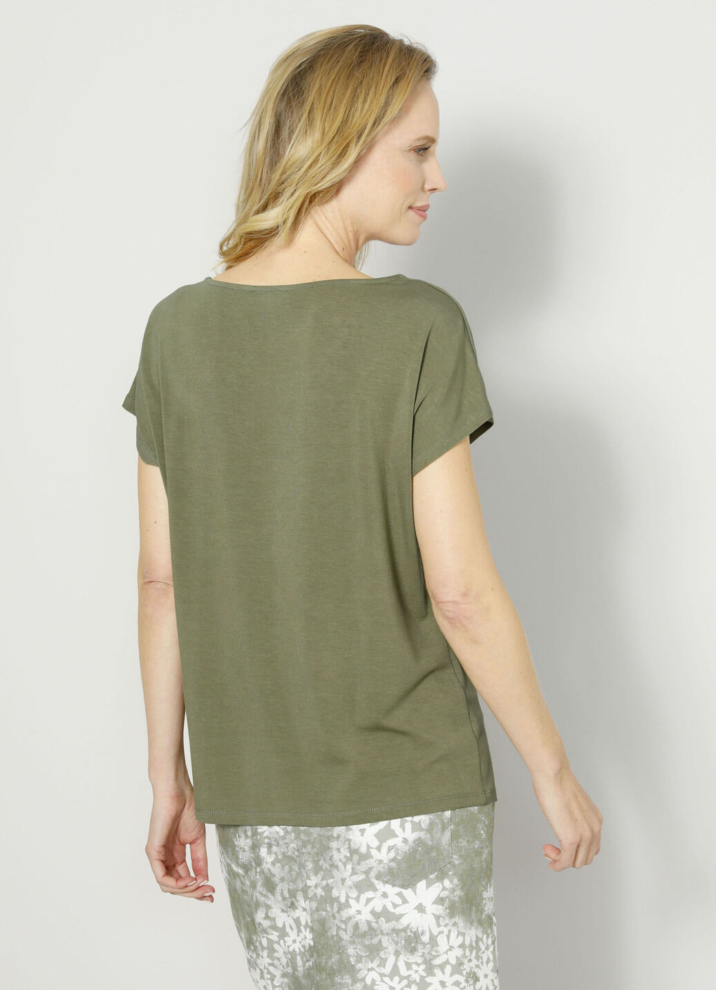Shirt mit V-Ausschnitt