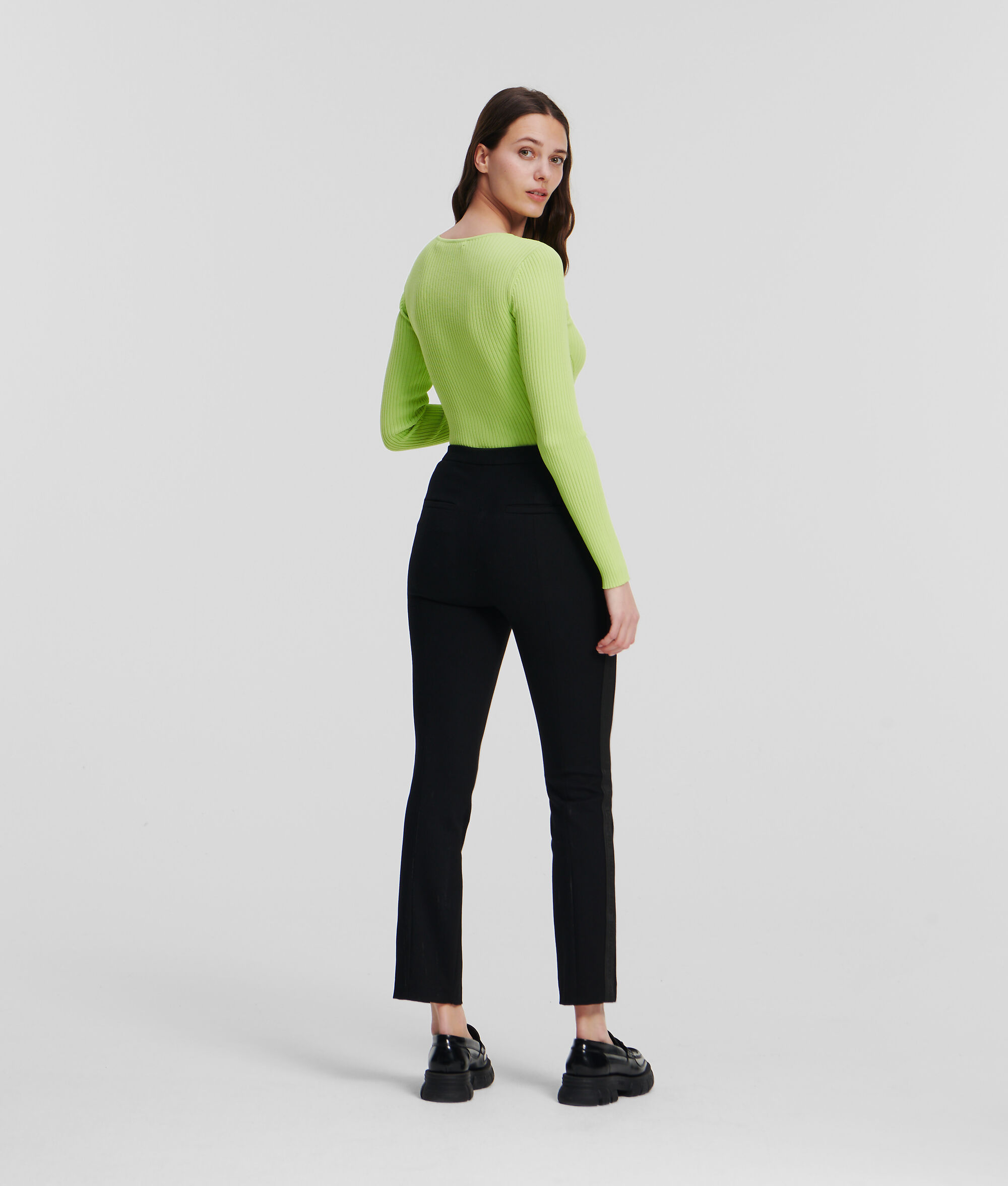 PANTALON EN PUNTO AVEC LOGO KARL
