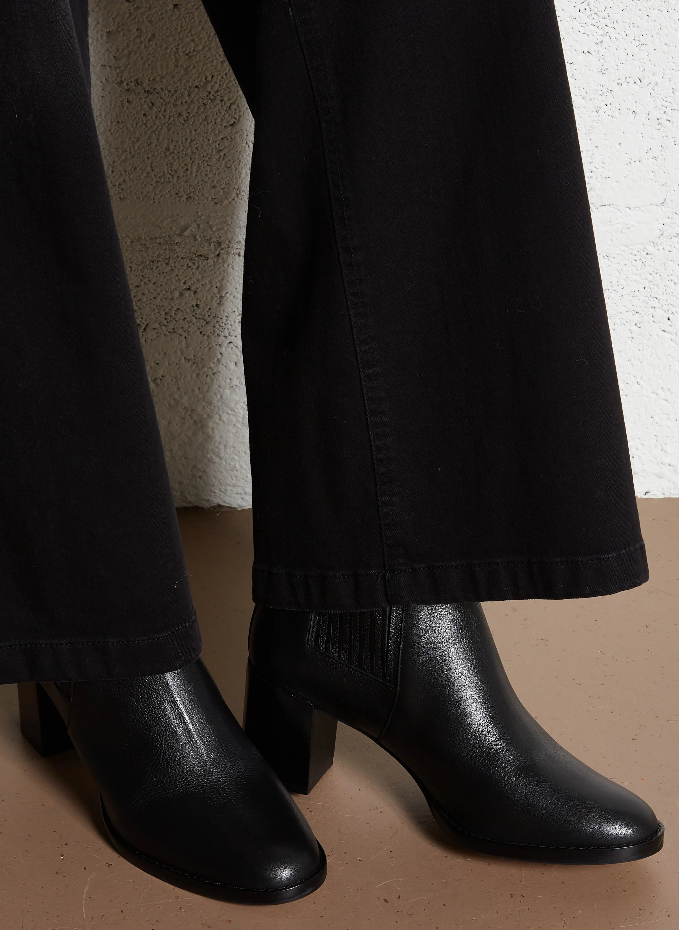BELLA - Bottines à talons en cuir | Noir