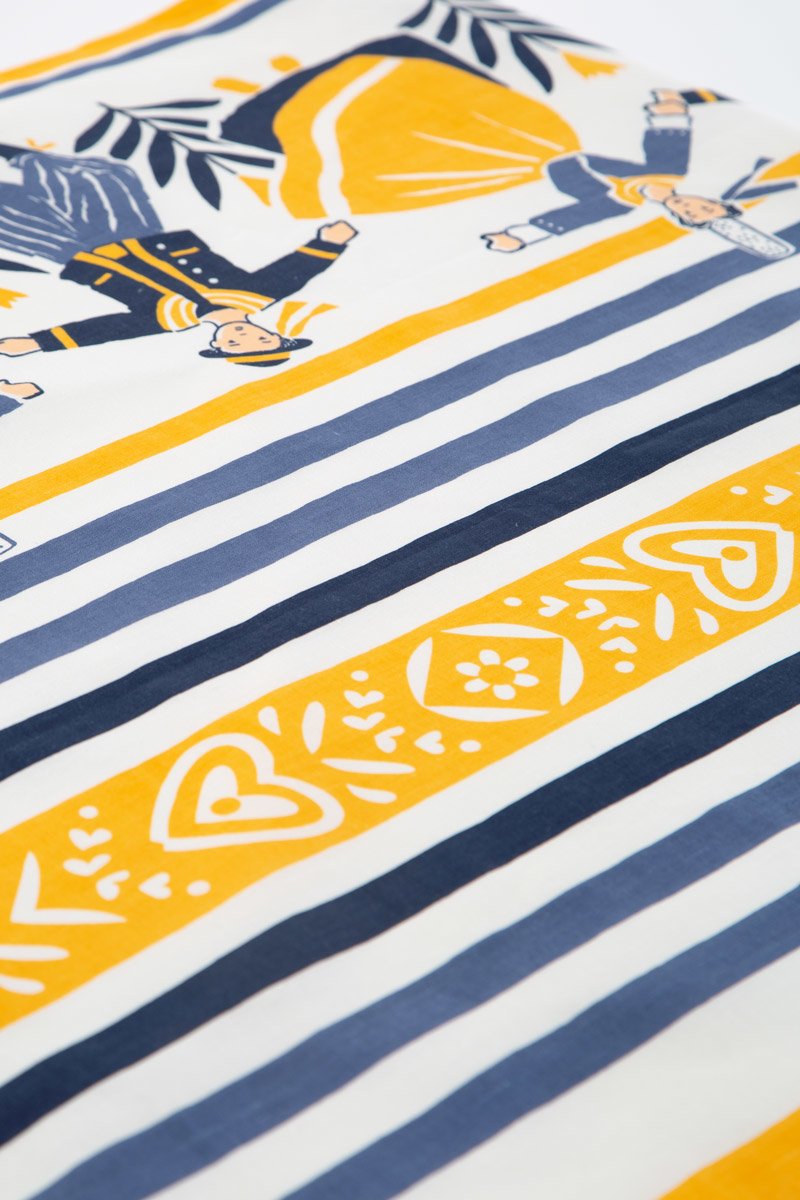Nappe Bleuenn 150x150cm par Sophie.C