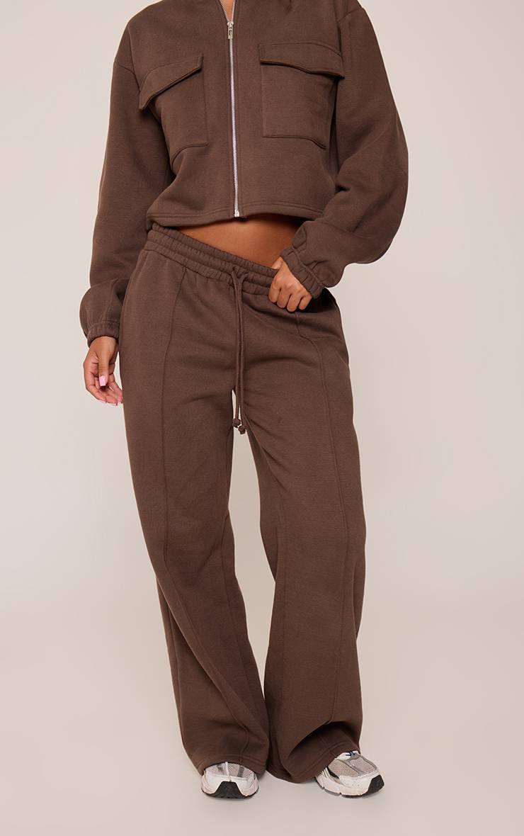 Chocolat Jogging Large Avec Détails De Poches