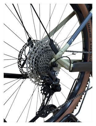 Produit reconditionné . Cube Reaction Hybrid Pro 625 Allroad Shimano Deore 2022 . VTT électrique . Cube . très bon état