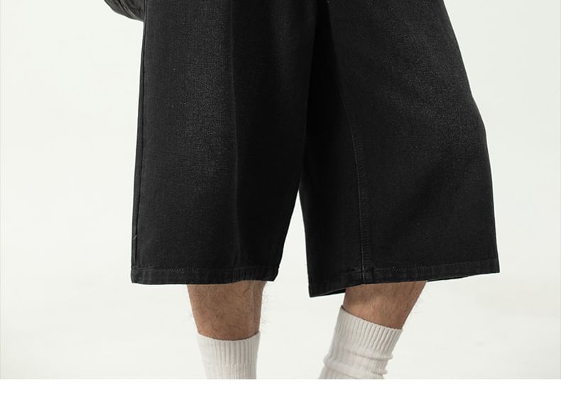 AXEN - Mid Rise Washed Capri Wijde Pijp Jorts