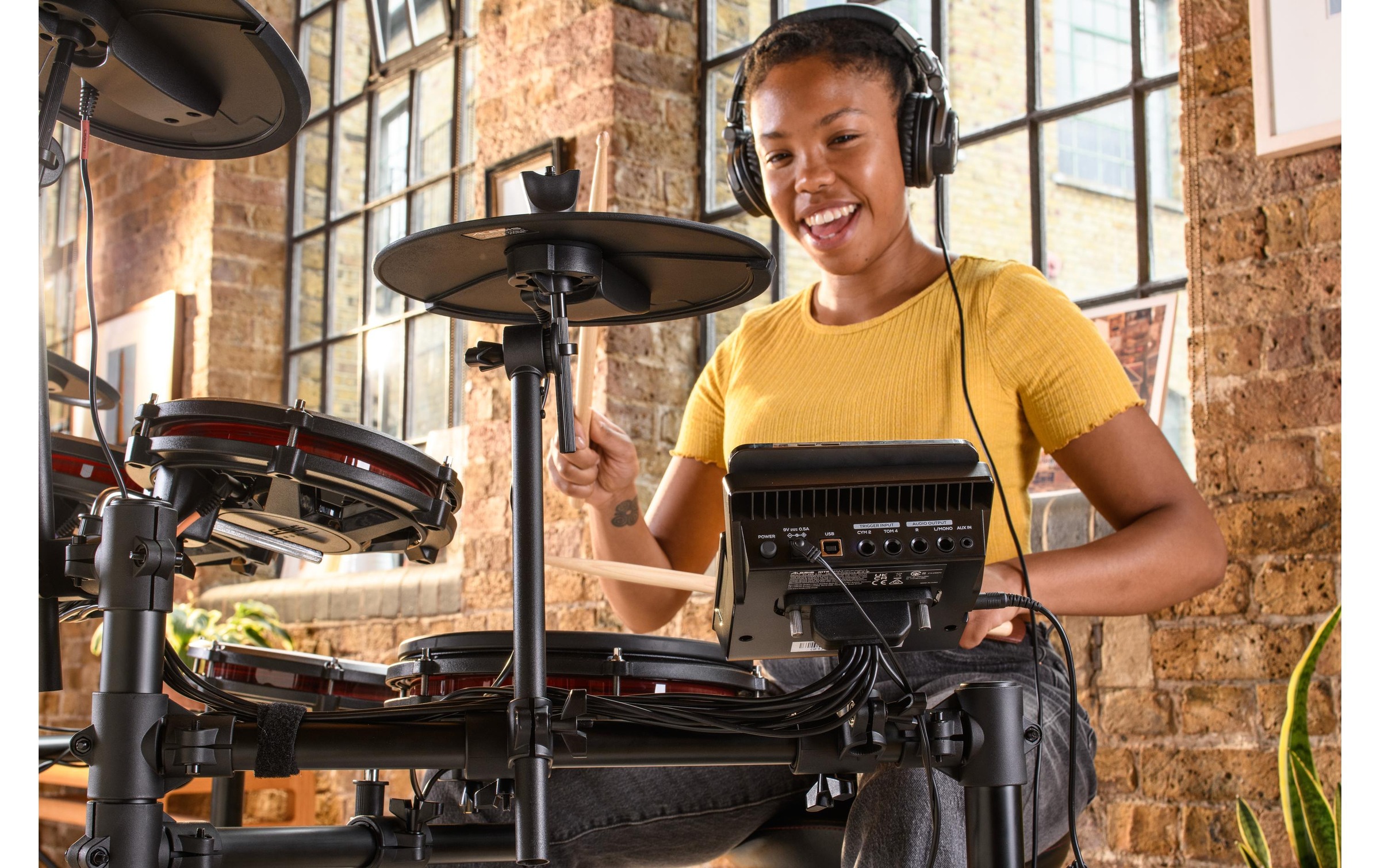 Schlagzeug »Alesis Nitro Max Kit«