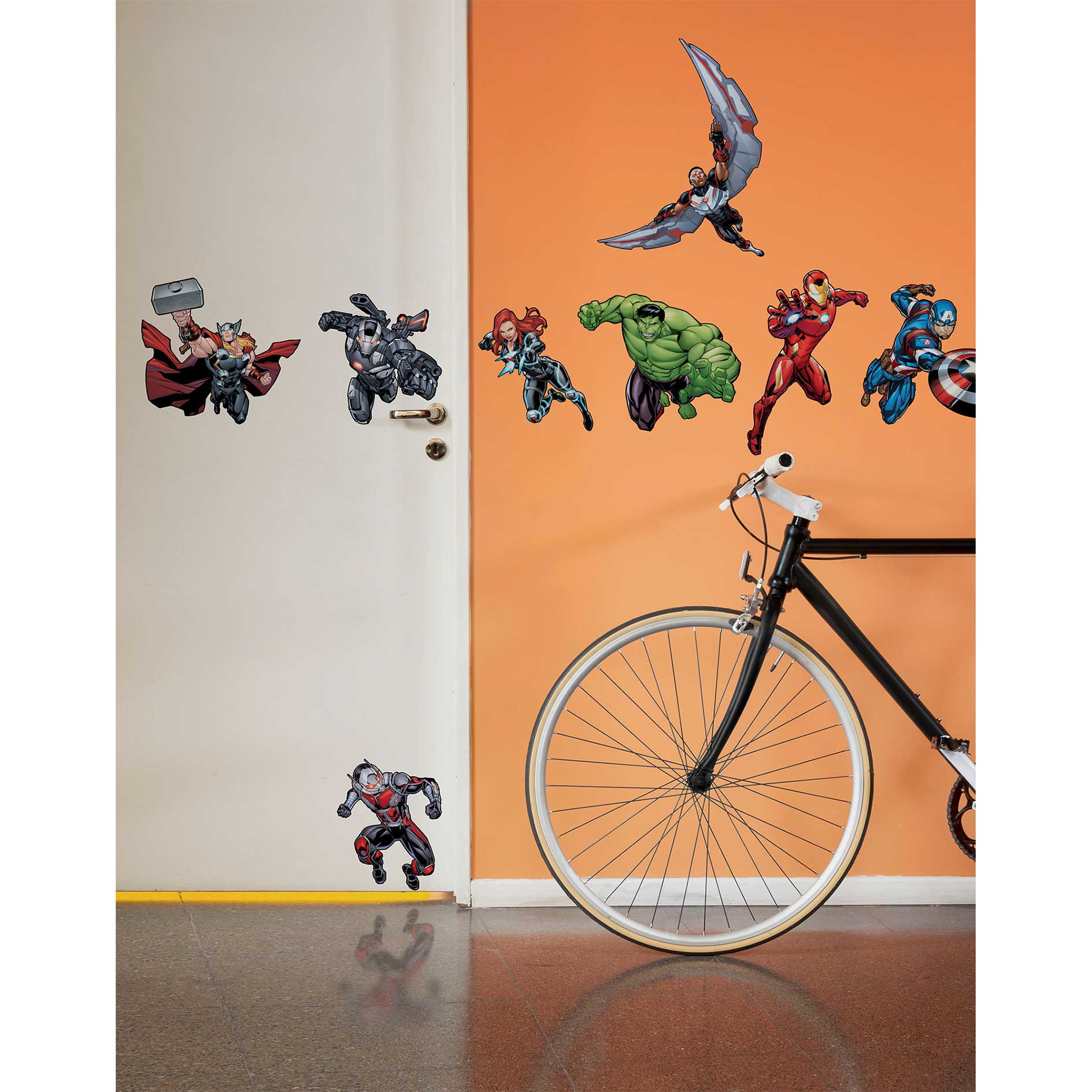 Wandtattoo AVENGERS ACTION - bunt - 100x70 cm