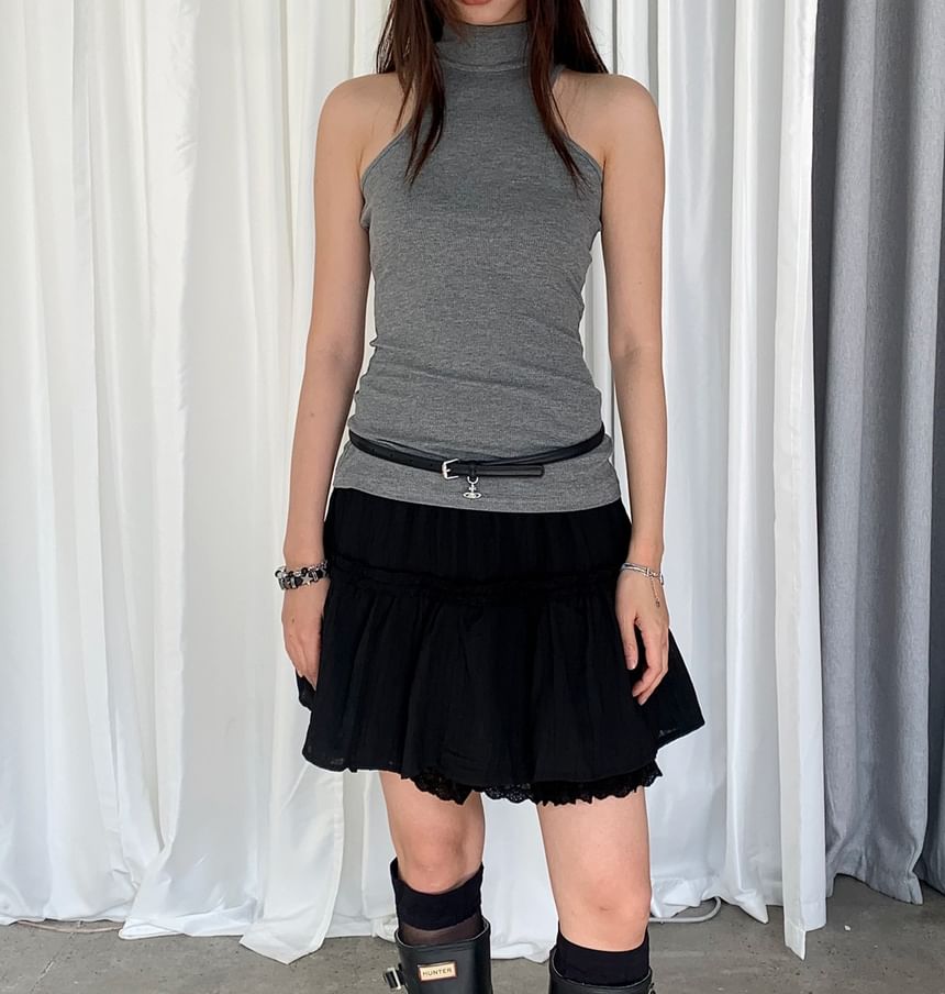 Striinkie - Geribbelde coltrui, mouwloos en slim fit crop top