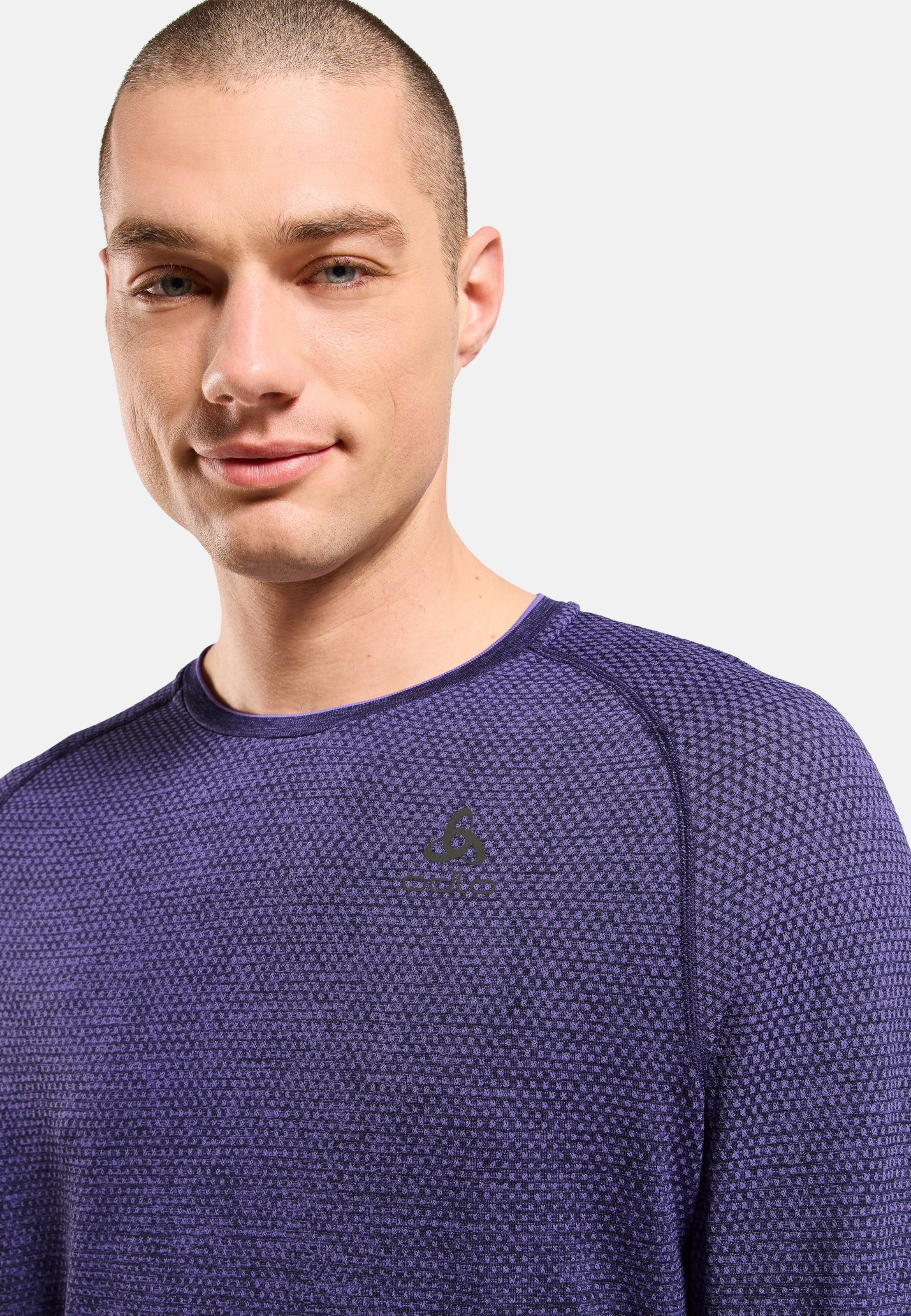 Essentials Seamless Langarm-Laufshirt in eclipse melange