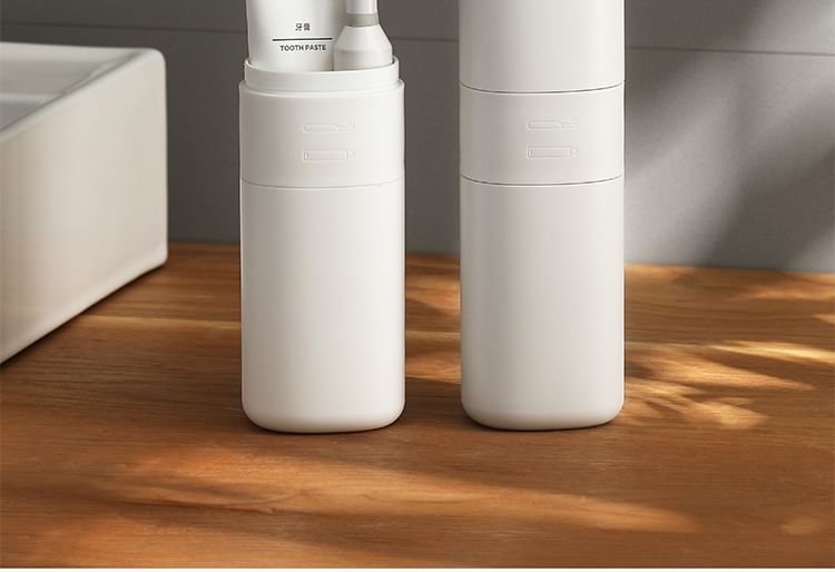 Cocotte - Eenvoudige reis-tandenborstelhouder van plastic
