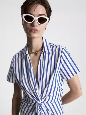 Vestido midi listrado em popeline com detalhe torcido na frente