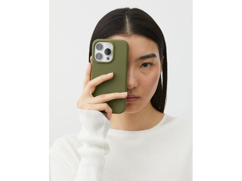 Ideal of Sweden Silicone iPhone 15 Pro Max Khaki Silikon-Backcover für das Apple iPhone 15 Pro Max