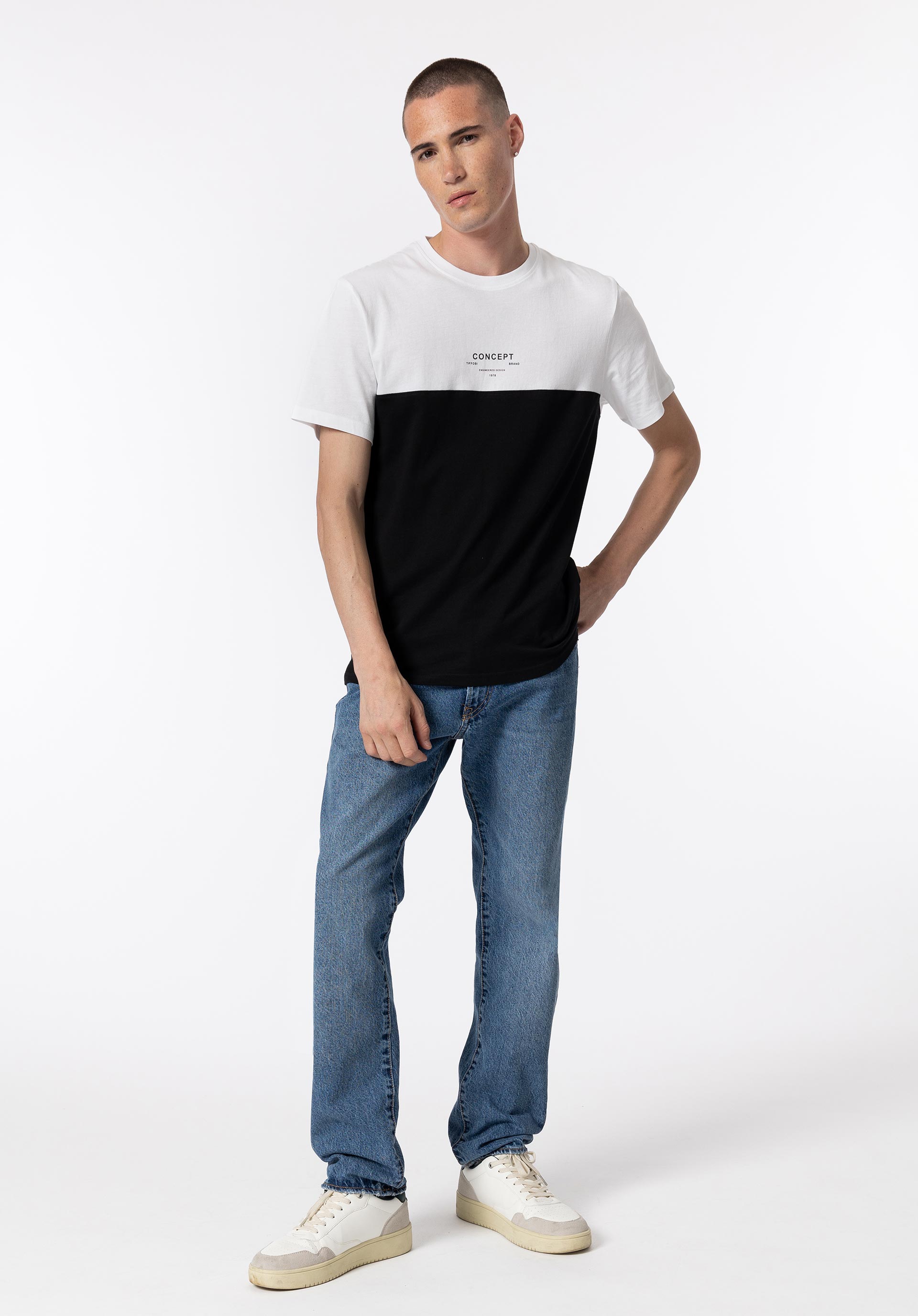 T-shirt Bicolor com Estampado Frontal