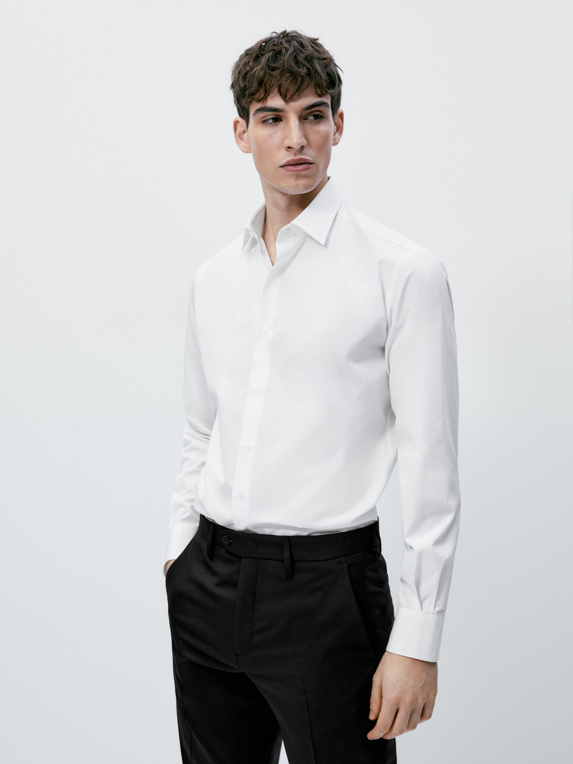 Camisa de algodão popeline de corte justo - BRANCA