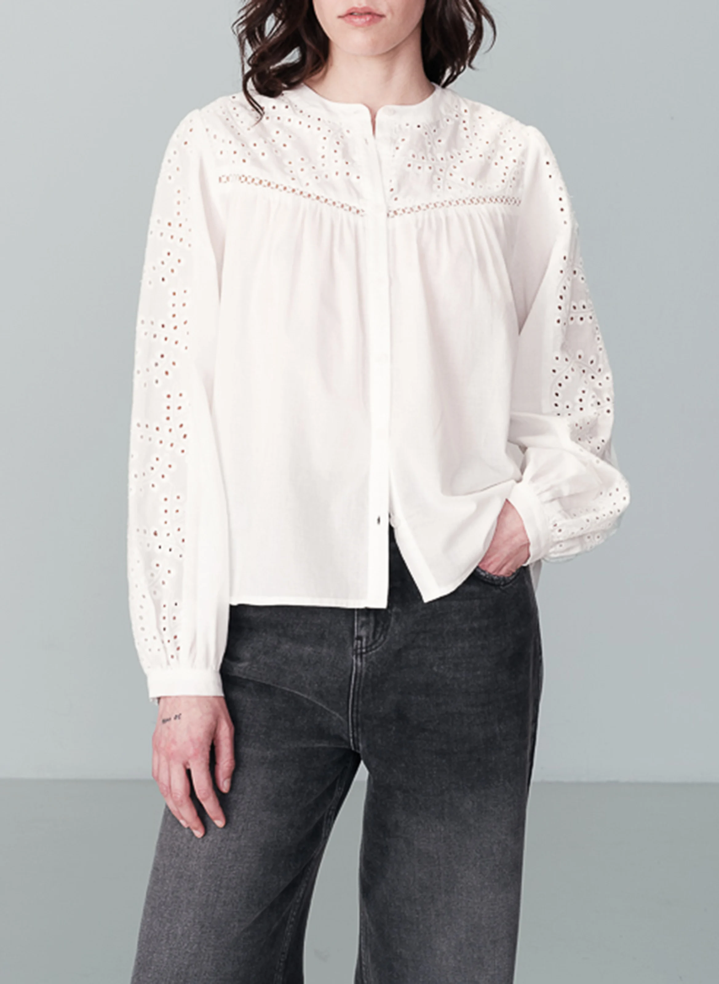 NOLISA - Chemise broderies anglaises en coton| Beige