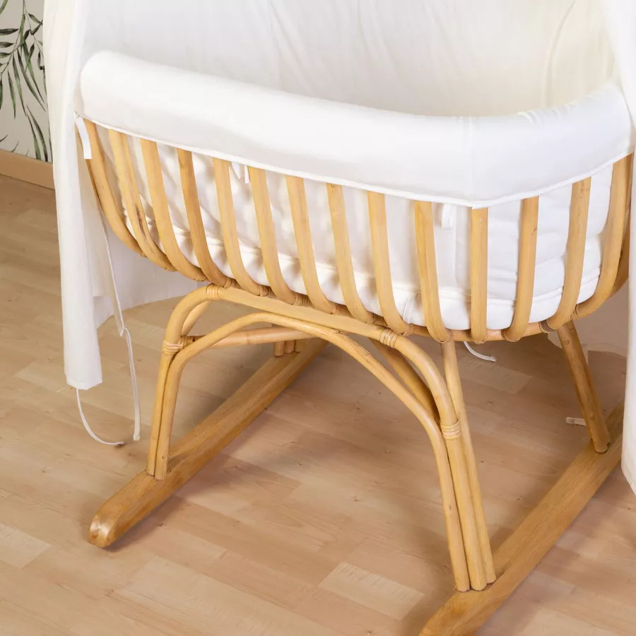 CHILDHOME Wiege Rattan mit Jerseybezug, Matratze und Nestchen