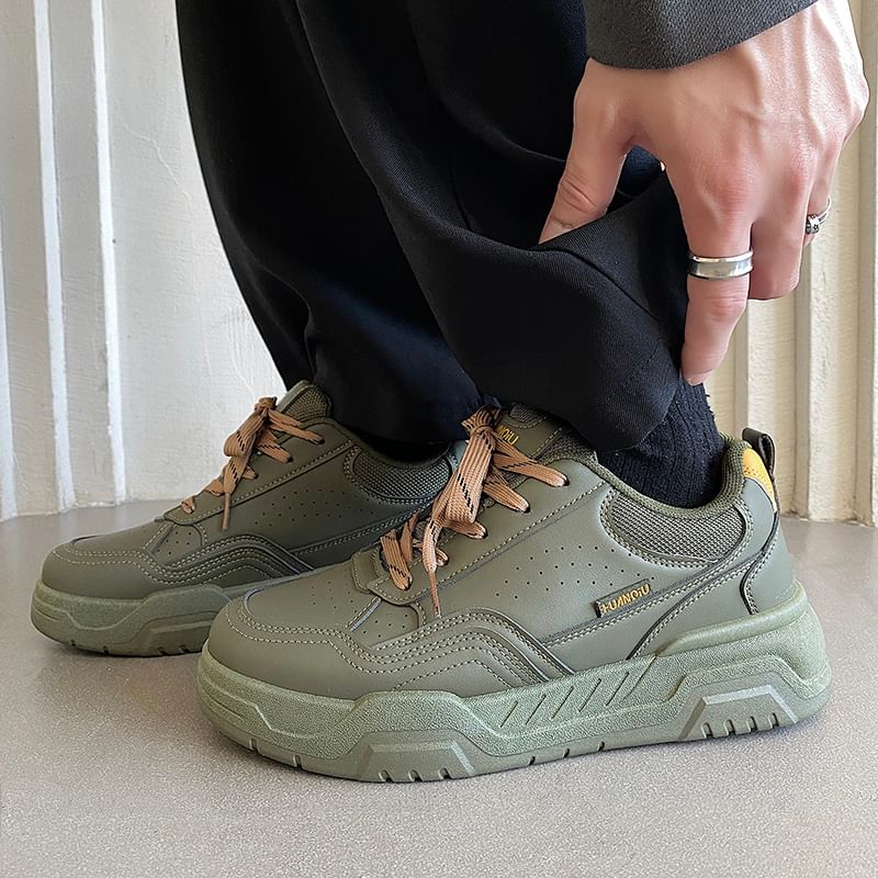 HANO - Veterschoenen met letters en platform