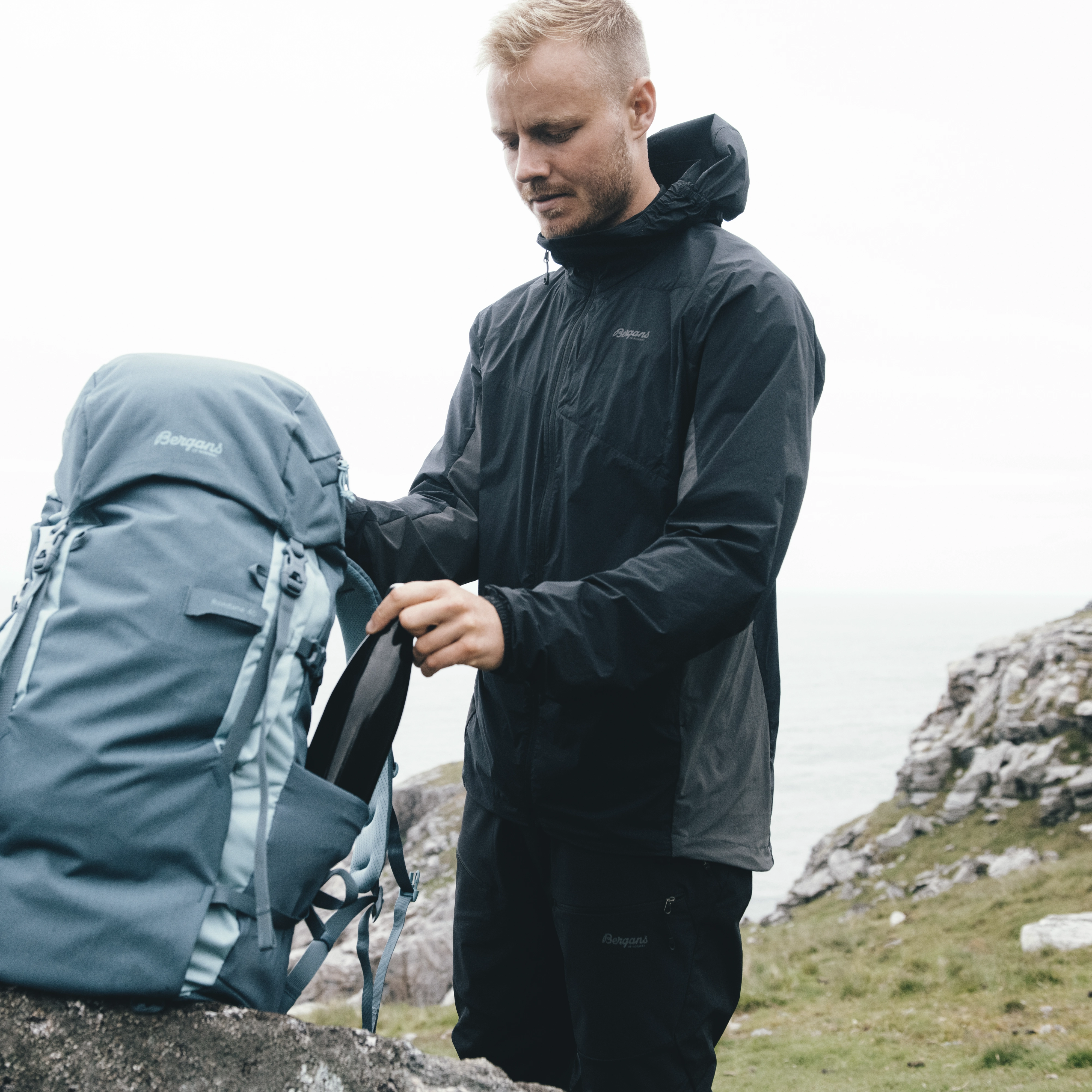 Rabot Lt Windbreaker Jacket Black