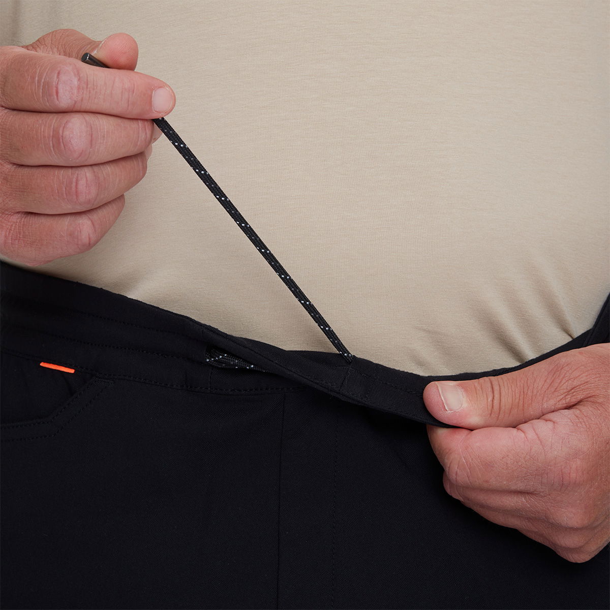 Mammut Massone Shorts, herre (Black) - Spejder Sport