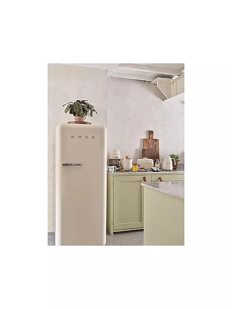 SMEG Wasserkocher 50s Retro Style 1,7l Creme KLF03CREU creme
