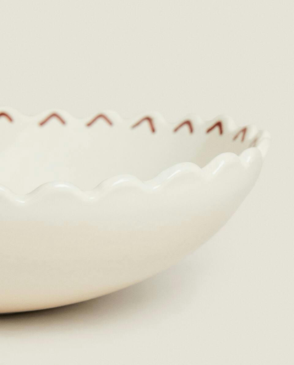 Tigela de grés com motivos