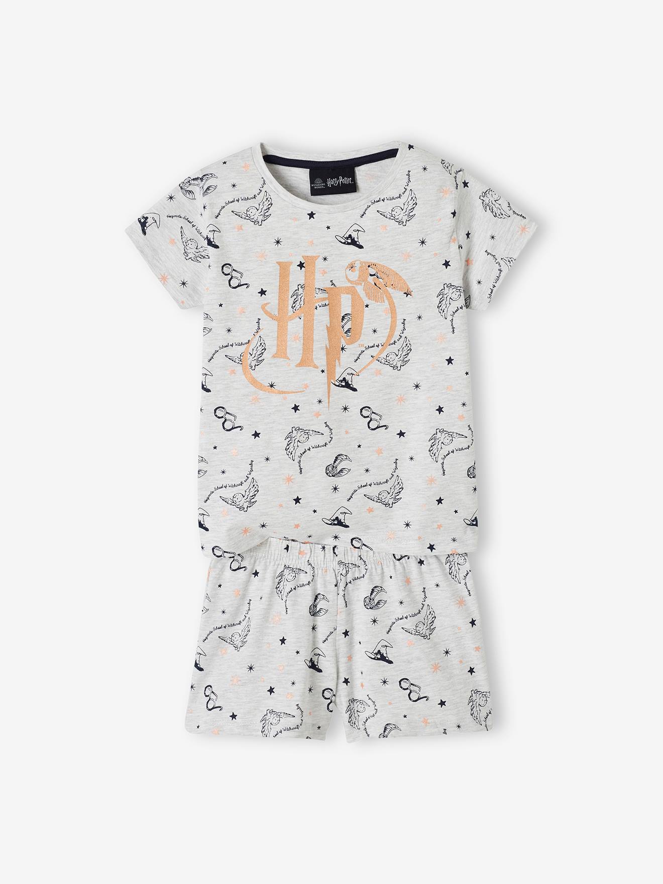 Conjunto de pijama cinza claro com estampa do Harry Potter® e shorts.