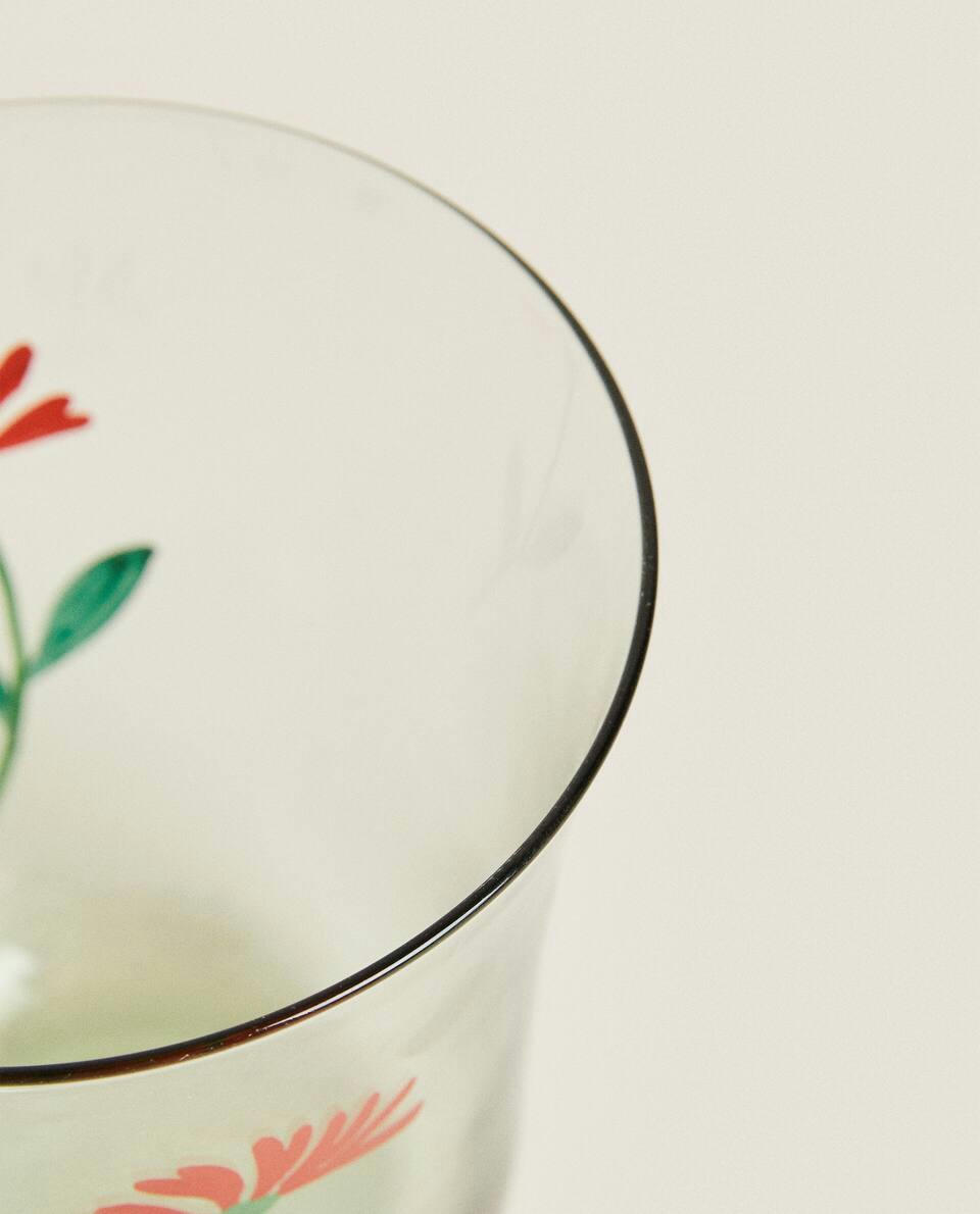 COPO DE VIDRO COM DEMONSTRAÇÃO FLORAL