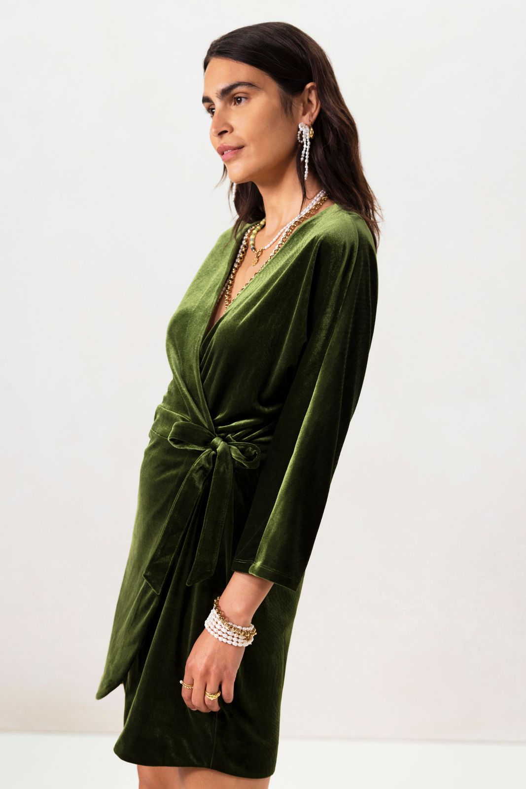 Groene velvet overslagjurk