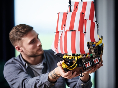 LEGO Piraten van Barracuda Baai (21322)