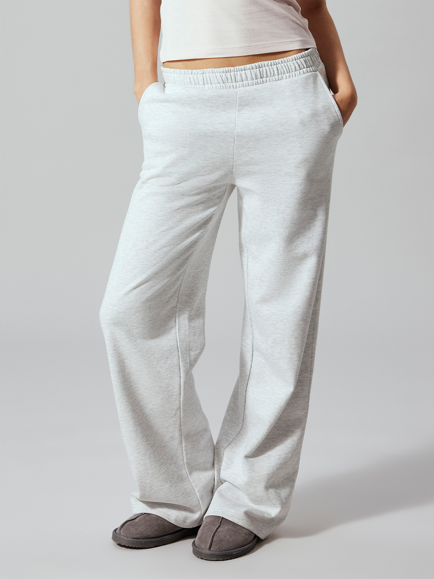 Nizu Brushed Low Waist Wide Sweat Pant
