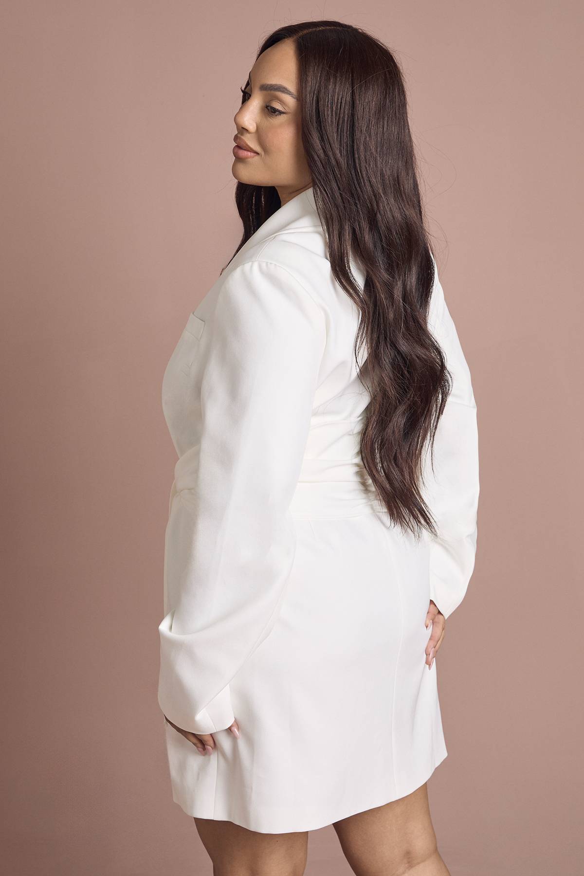 boohoo Robe Blazer Grande Taille Avec Ceinture Obi Nouée À La Taille